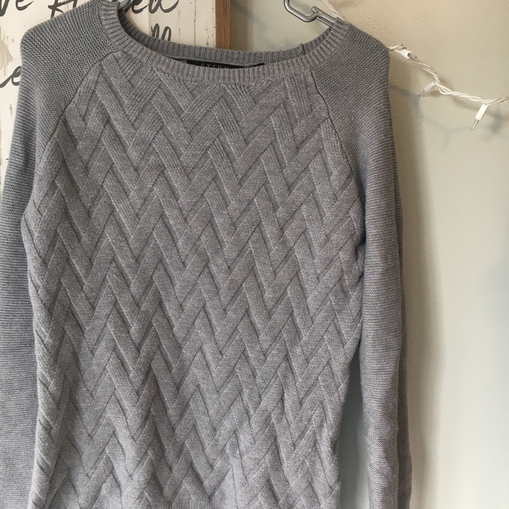 Women’s Sweater